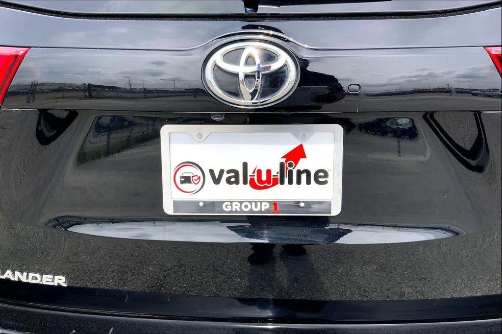 used 2019 Toyota Highlander car, priced at $15,772