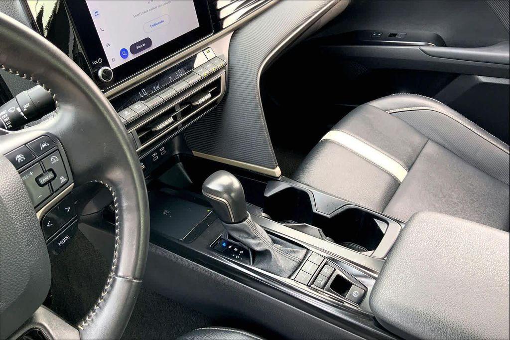 used 2025 Toyota Camry car, priced at $28,918