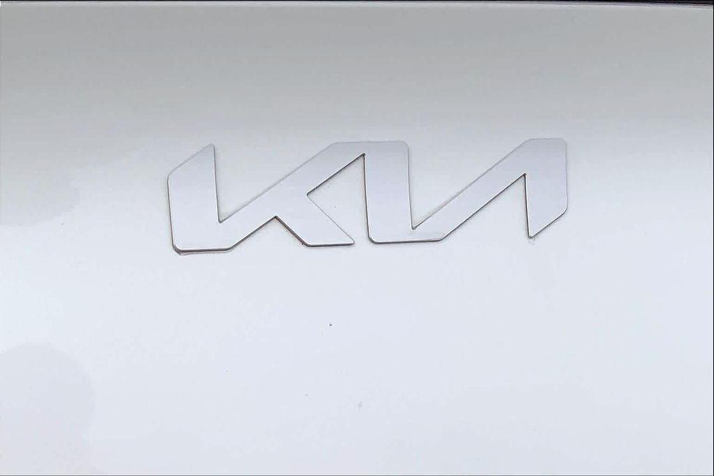 used 2024 Kia Sportage car, priced at $17,994