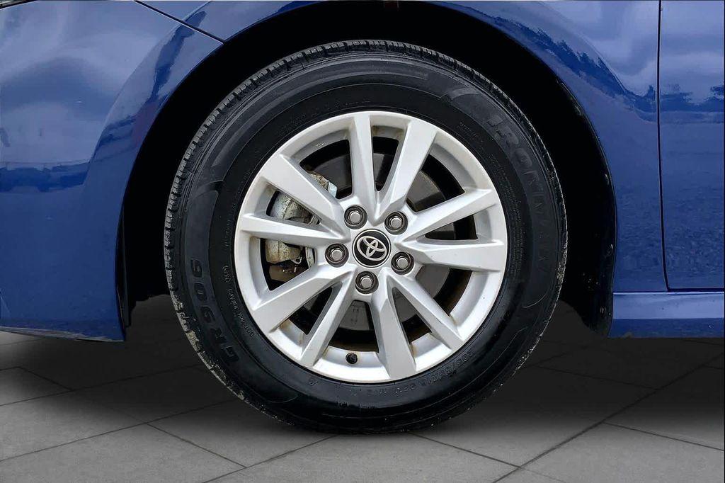 used 2025 Toyota Camry car, priced at $25,216