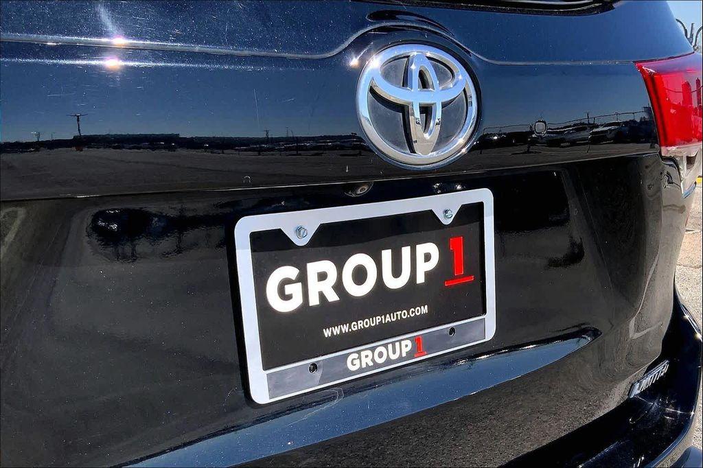 used 2017 Toyota Highlander car, priced at $19,992