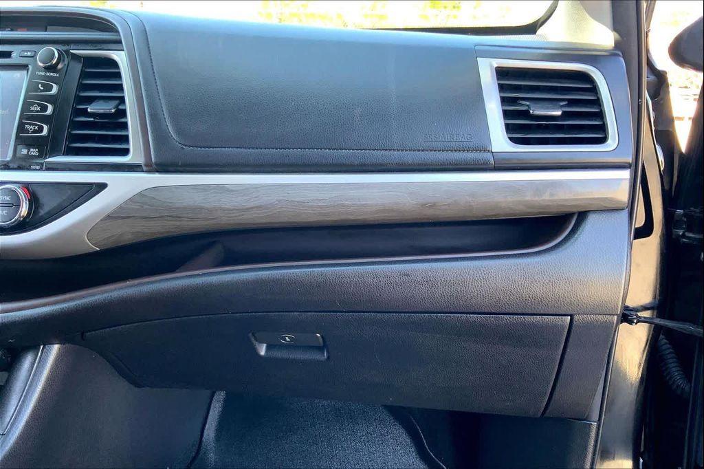 used 2017 Toyota Highlander car, priced at $19,992