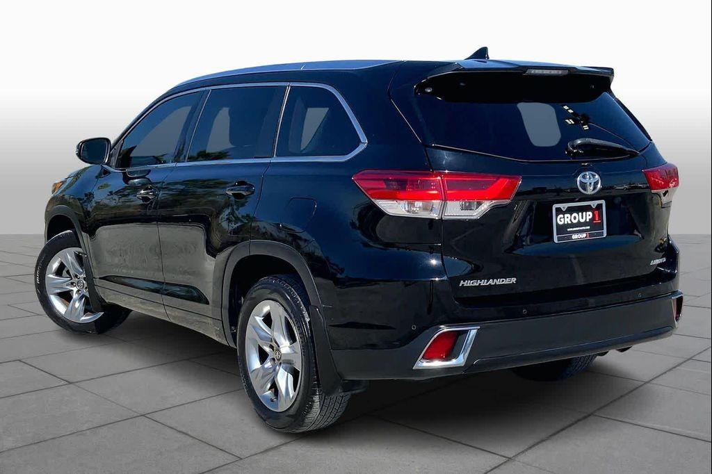 used 2017 Toyota Highlander car, priced at $19,992