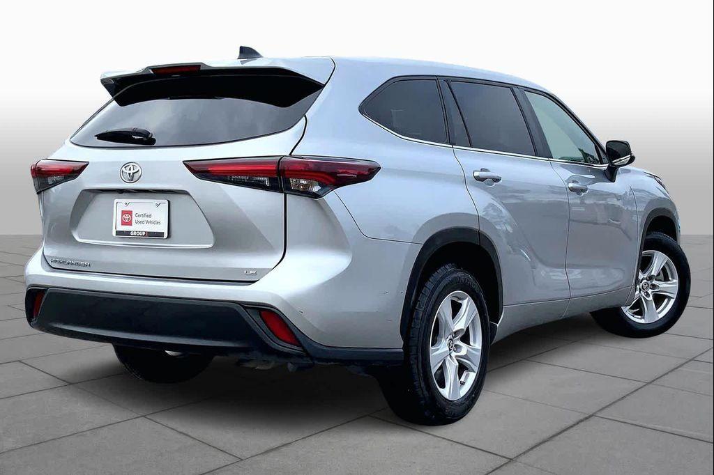 used 2024 Toyota Highlander car, priced at $31,852