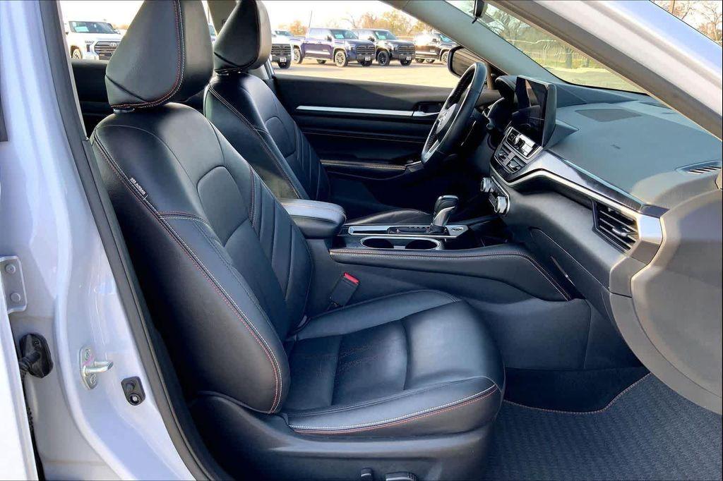used 2023 Nissan Altima car, priced at $23,731