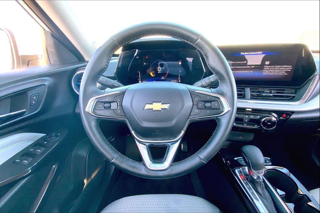 used 2025 Chevrolet Trax car, priced at $19,993