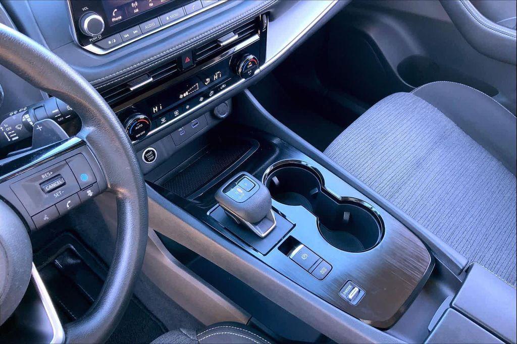 used 2022 Nissan Rogue car, priced at $18,900