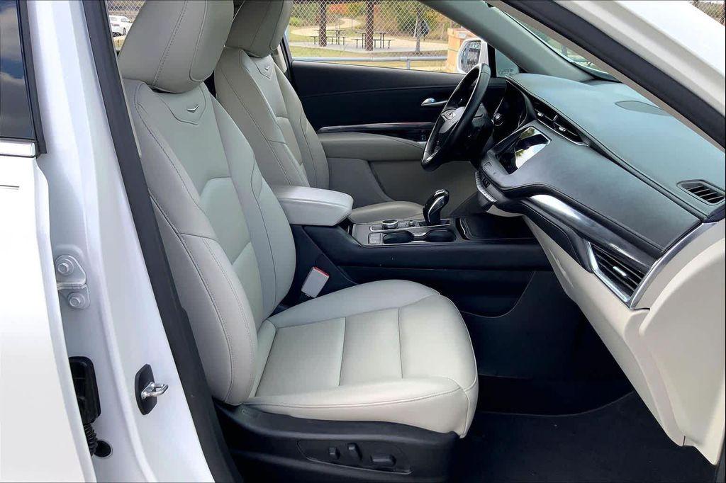 used 2019 Cadillac XT4 car, priced at $18,800
