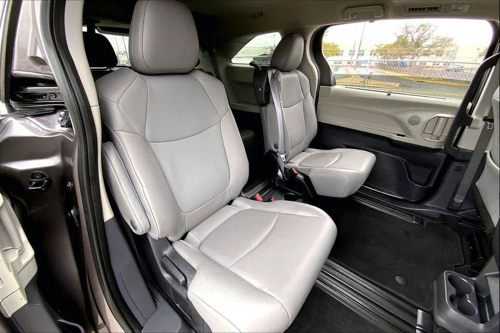 used 2022 Toyota Sienna car, priced at $30,781
