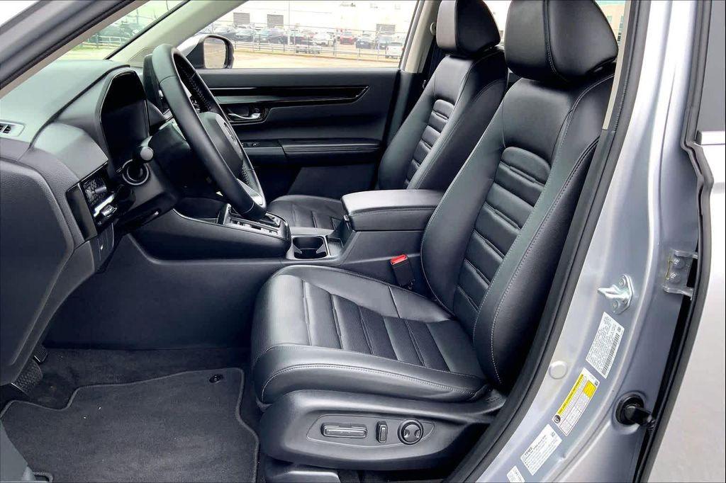 used 2026 Honda CR-V car, priced at $34,946