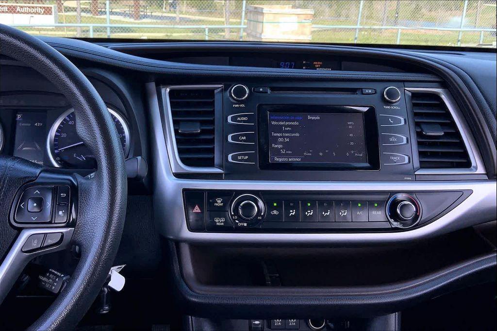 used 2019 Toyota Highlander car, priced at $13,994