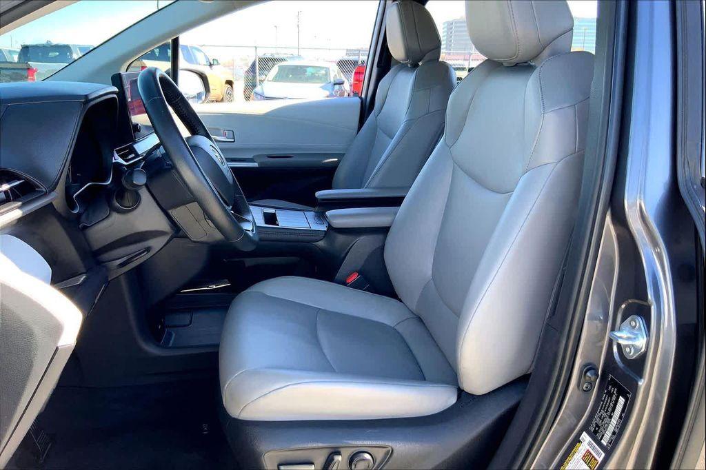 used 2025 Toyota Sienna car, priced at $39,382