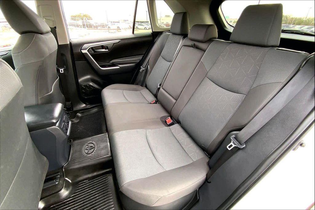 used 2025 Toyota RAV4 Hybrid car, priced at $31,997