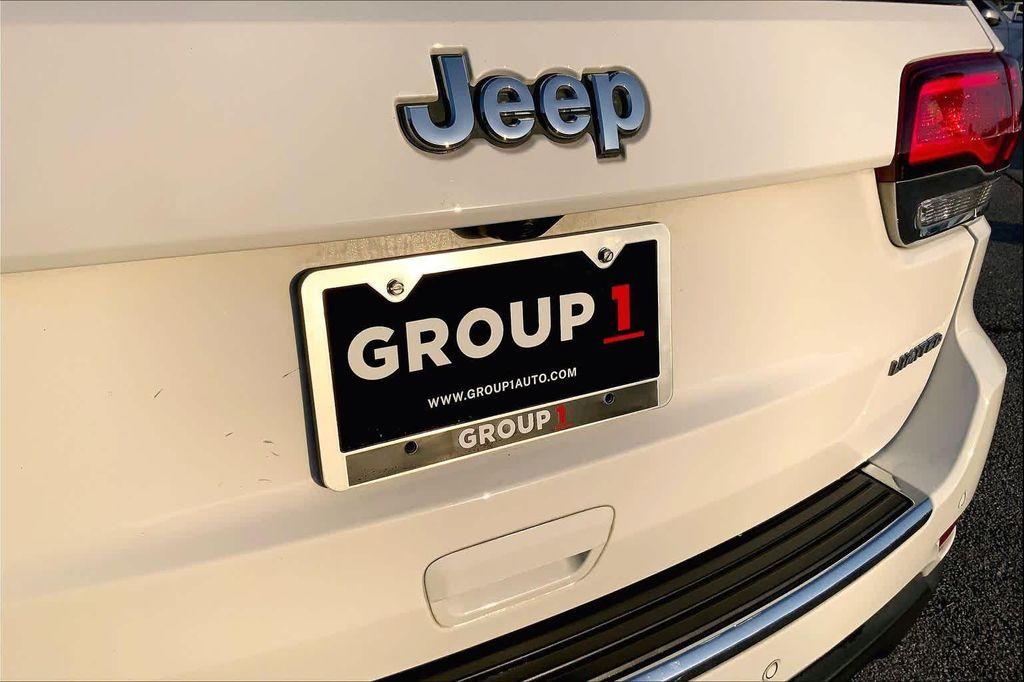 used 2022 Jeep Grand Cherokee car, priced at $19,994