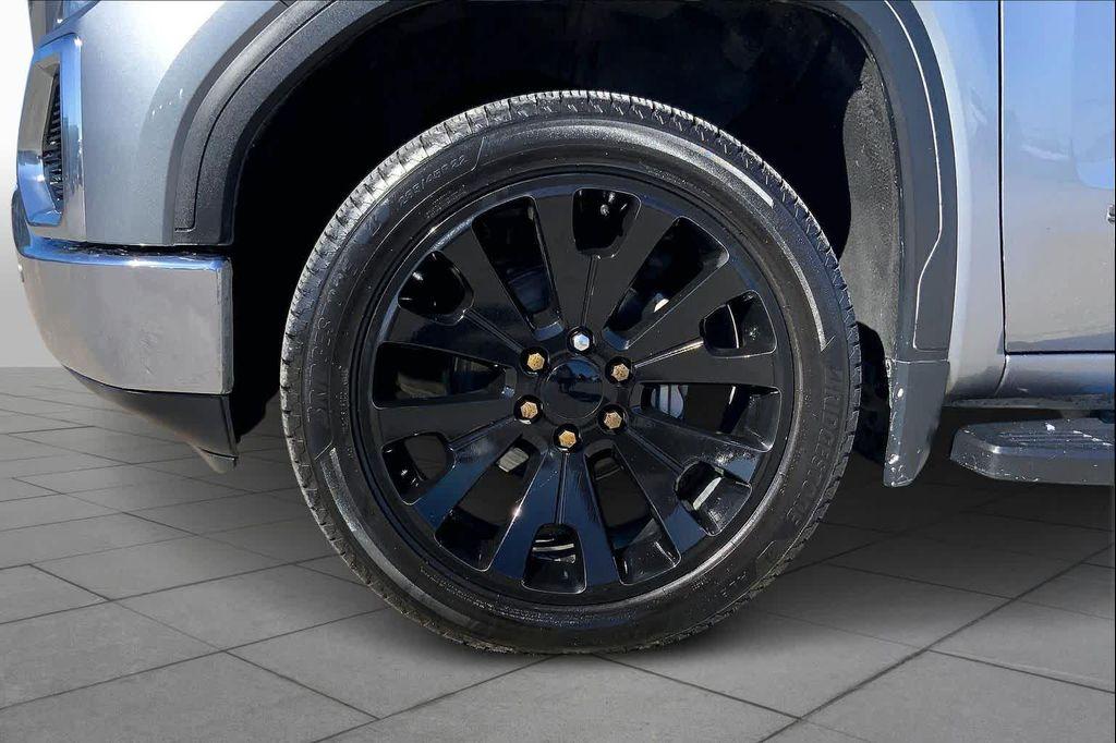 used 2020 GMC Sierra 1500 car, priced at $30,000