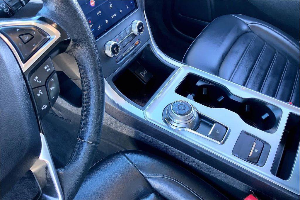 used 2024 Ford Edge car, priced at $20,994