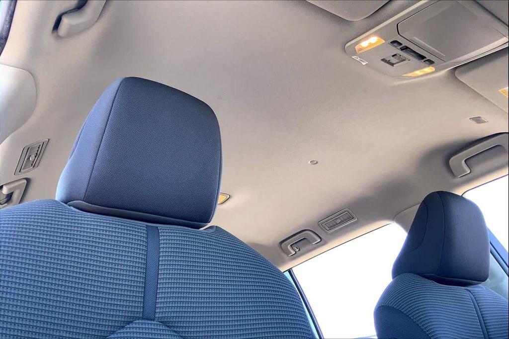 used 2024 Toyota Highlander car, priced at $32,724