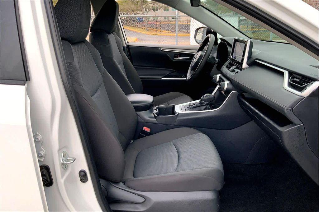 used 2025 Toyota RAV4 Hybrid car, priced at $31,939