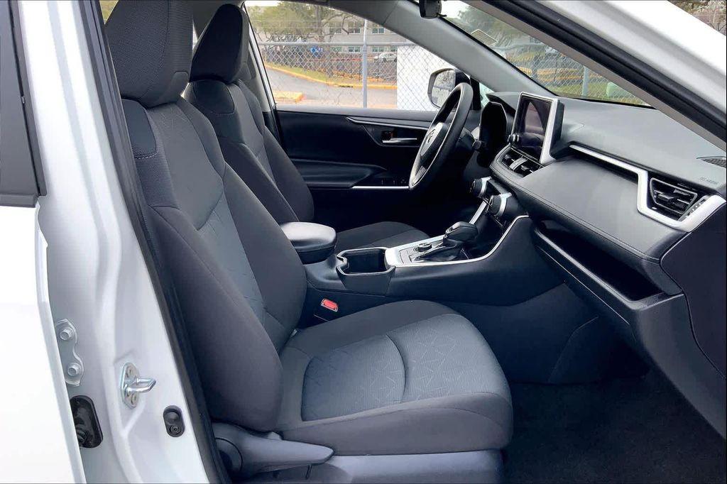 used 2025 Toyota RAV4 Hybrid car, priced at $35,487