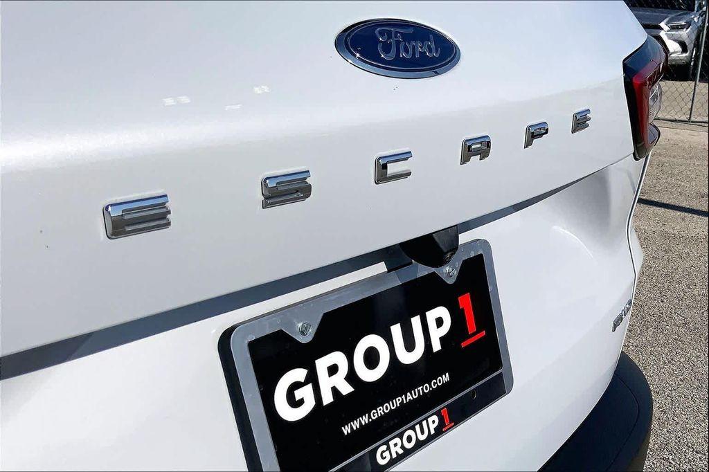 used 2025 Ford Escape car, priced at $20,998