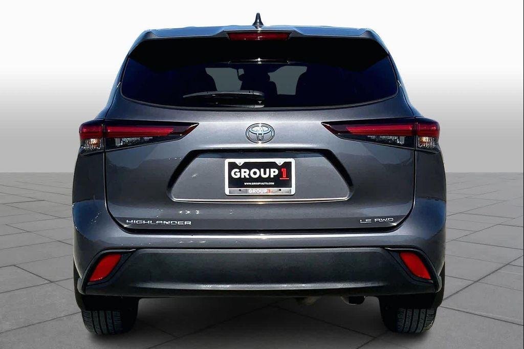 used 2024 Toyota Highlander car, priced at $28,994