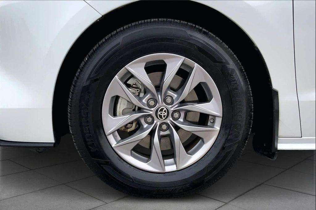 used 2022 Toyota Sienna car, priced at $37,819