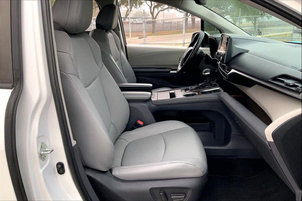 used 2022 Toyota Sienna car, priced at $37,819