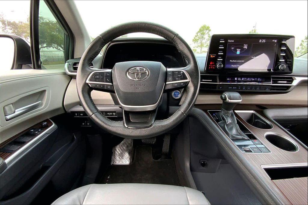 used 2022 Toyota Sienna car, priced at $37,819