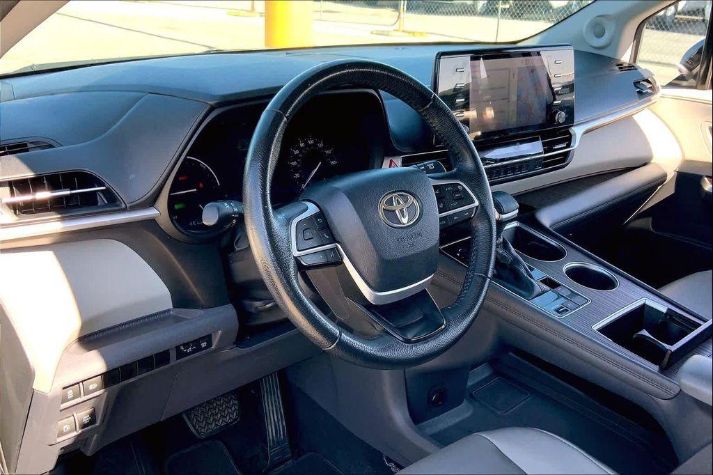 used 2021 Toyota Sienna car, priced at $29,994