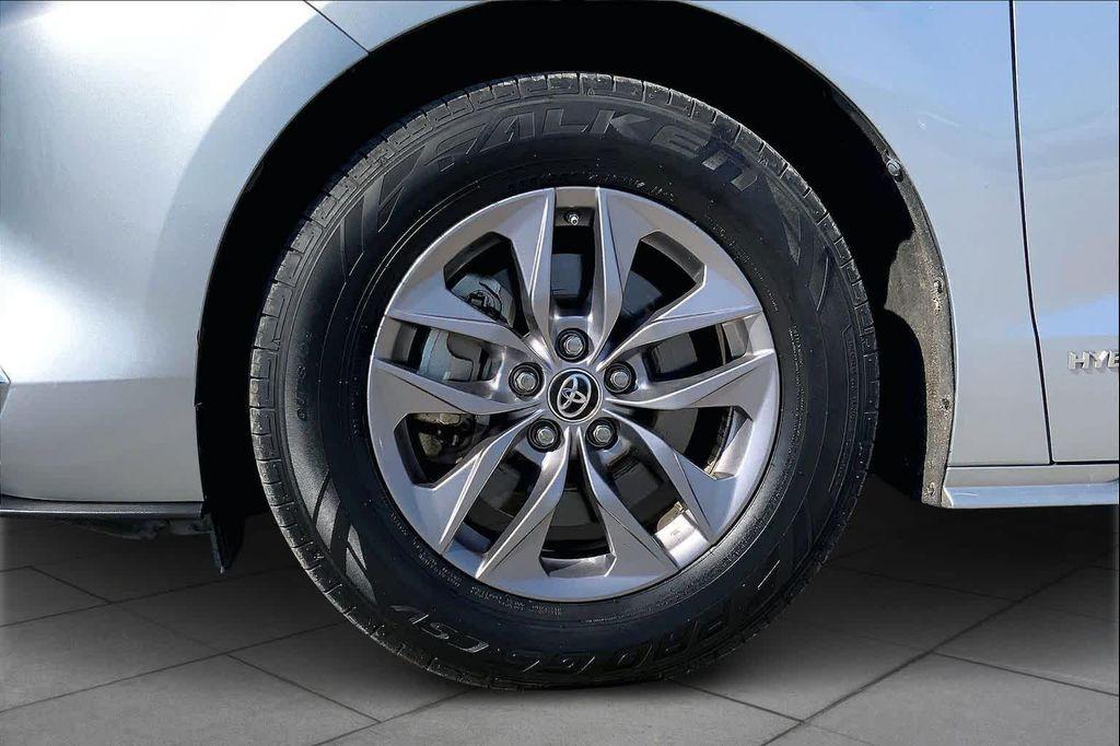 used 2021 Toyota Sienna car, priced at $29,994