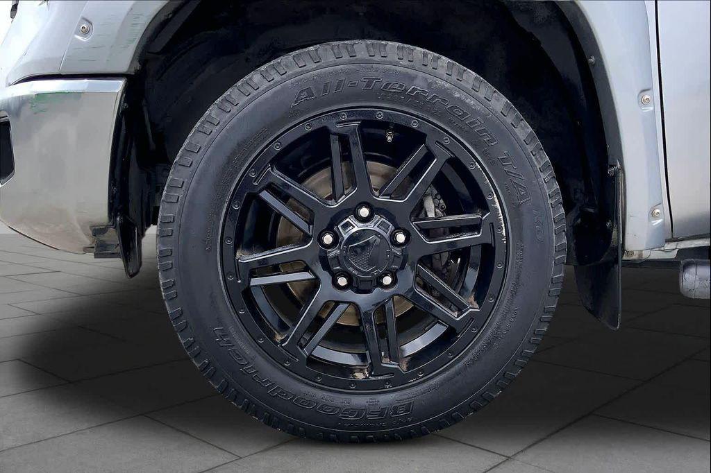 used 2018 Toyota Tundra car, priced at $27,152