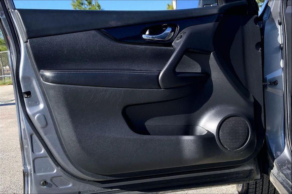 used 2019 Nissan Rogue Sport car, priced at $12,999