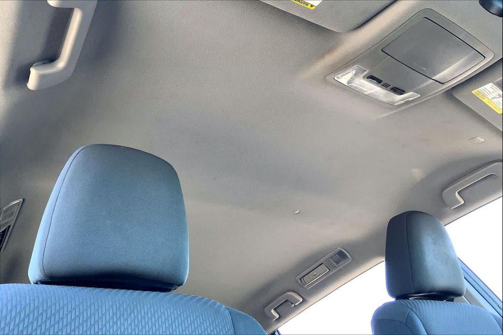 used 2019 Toyota Highlander car, priced at $17,528