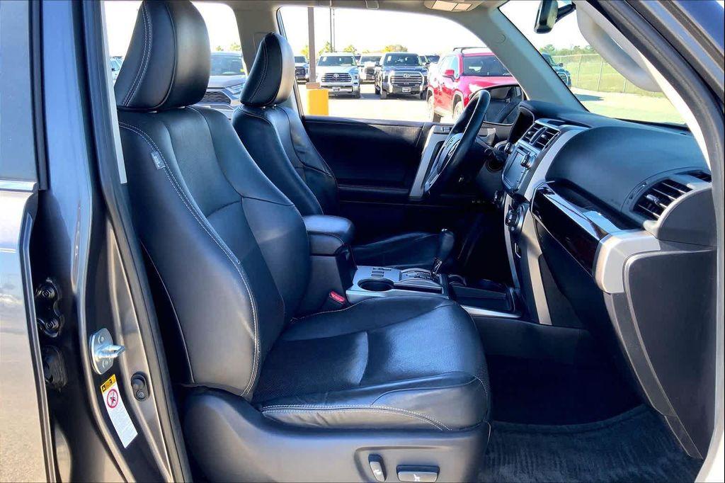 used 2016 Toyota 4Runner car, priced at $25,267