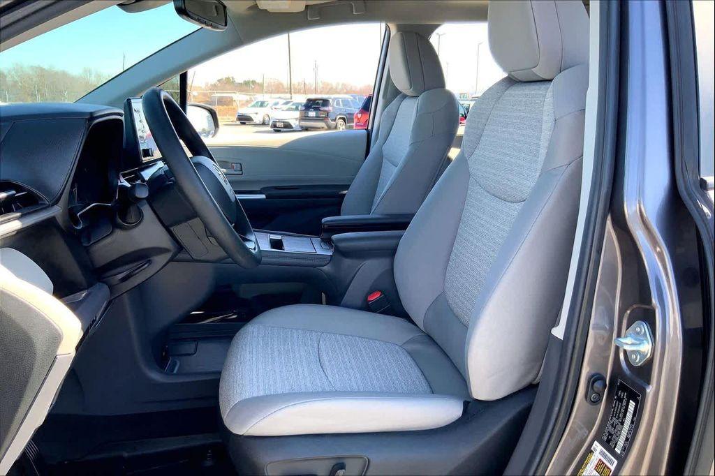 used 2024 Toyota Sienna car, priced at $41,402