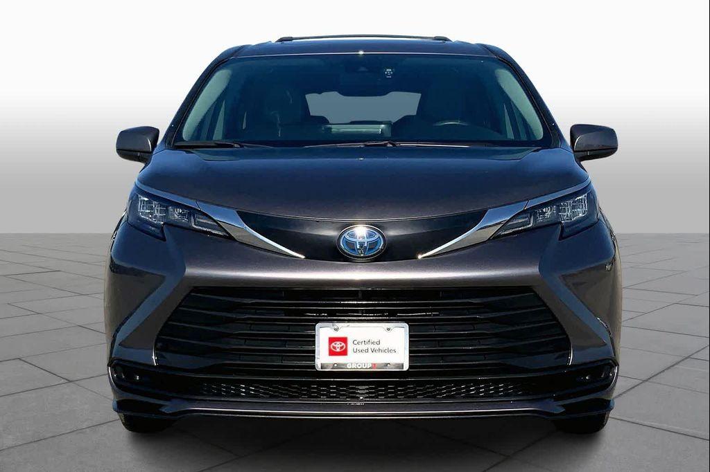 used 2024 Toyota Sienna car, priced at $41,402