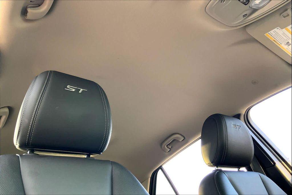 used 2024 Buick Encore GX car, priced at $19,998