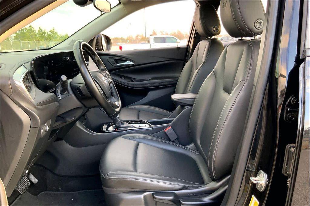 used 2024 Buick Encore GX car, priced at $19,998