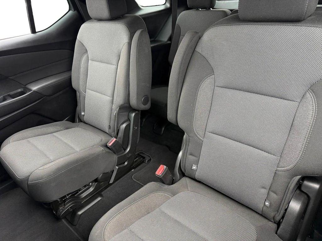 used 2023 Chevrolet Traverse car, priced at $28,240