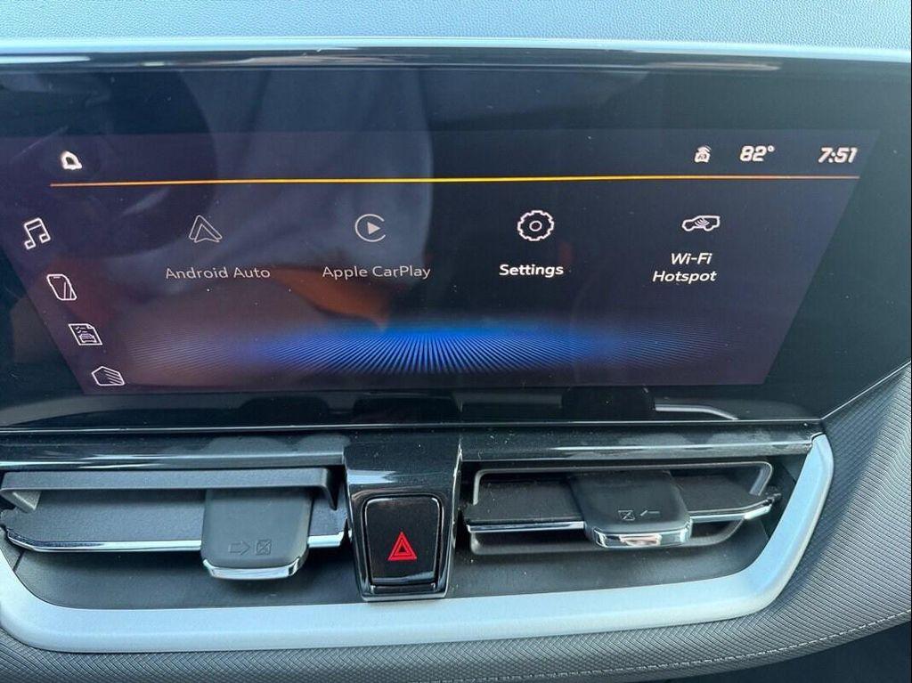 used 2024 Chevrolet TrailBlazer car, priced at $22,898