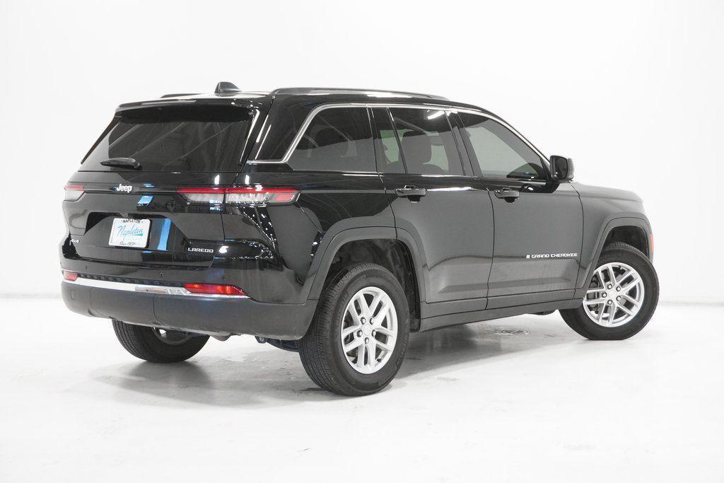 used 2024 Jeep Grand Cherokee car, priced at $27,495
