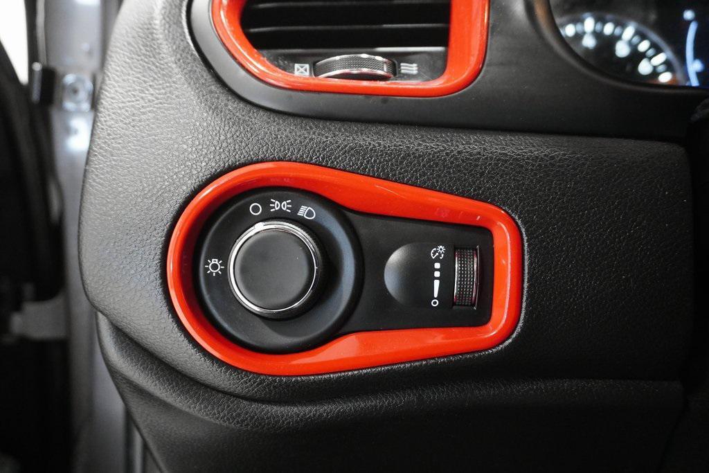 used 2020 Jeep Renegade car, priced at $12,495