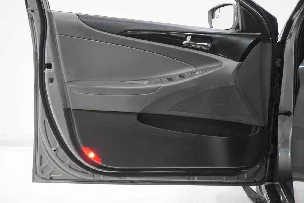used 2013 Hyundai Sonata car, priced at $5,495
