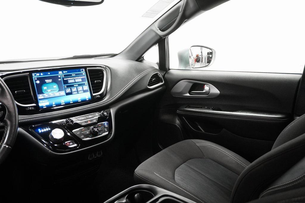 used 2021 Chrysler Pacifica car, priced at $21,495