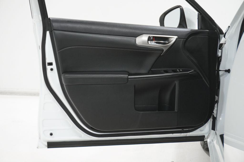 used 2015 Lexus CT 200h car, priced at $14,295