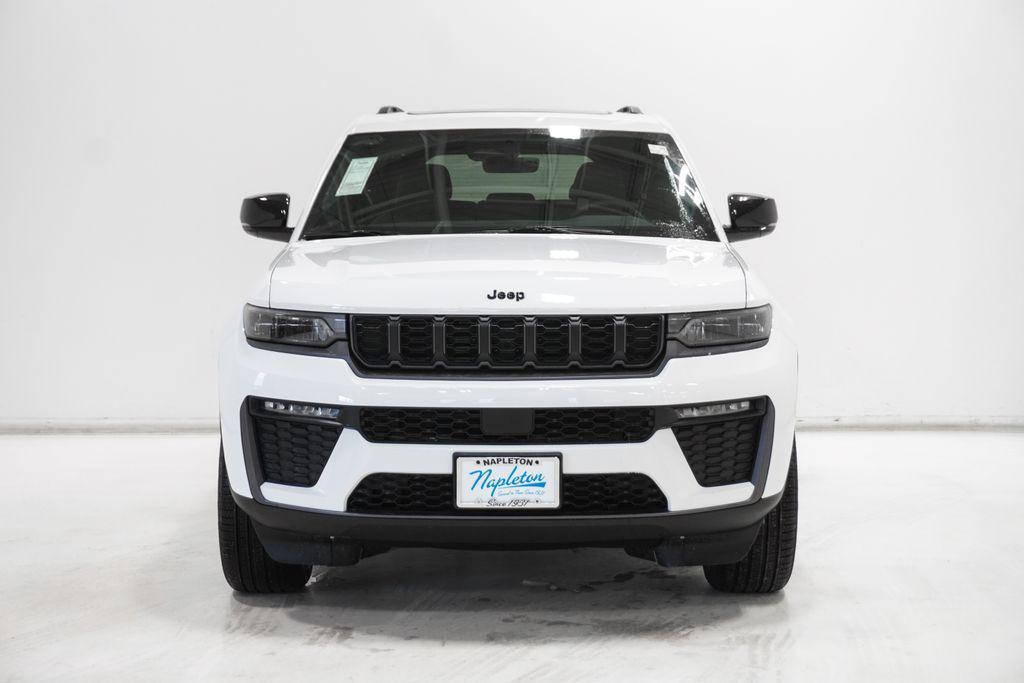 new 2026 Jeep Grand Cherokee car, priced at $45,459