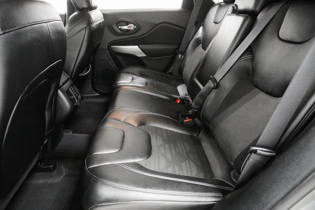 used 2022 Jeep Cherokee car, priced at $21,995