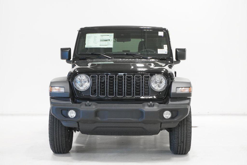 new 2025 Jeep Wrangler car, priced at $40,651