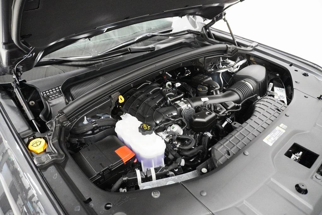 new 2025 Jeep Grand Cherokee car, priced at $46,990