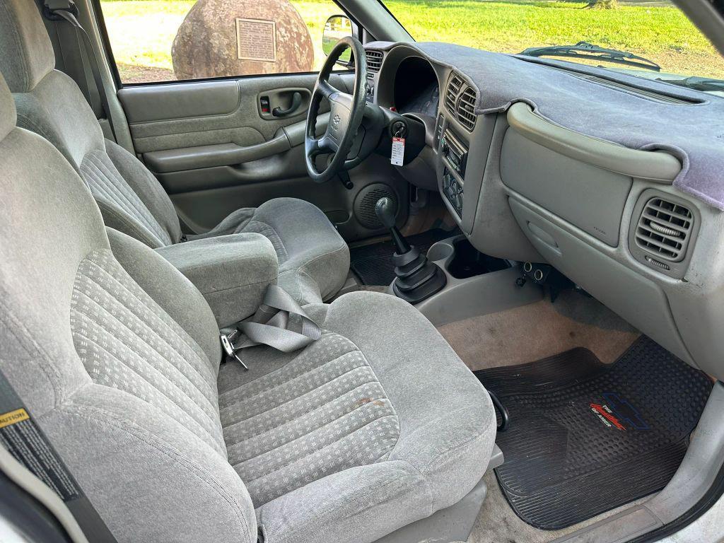 used 1998 Chevrolet S-10 car, priced at $5,429